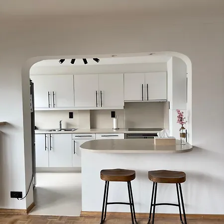Apartament Cosy In *